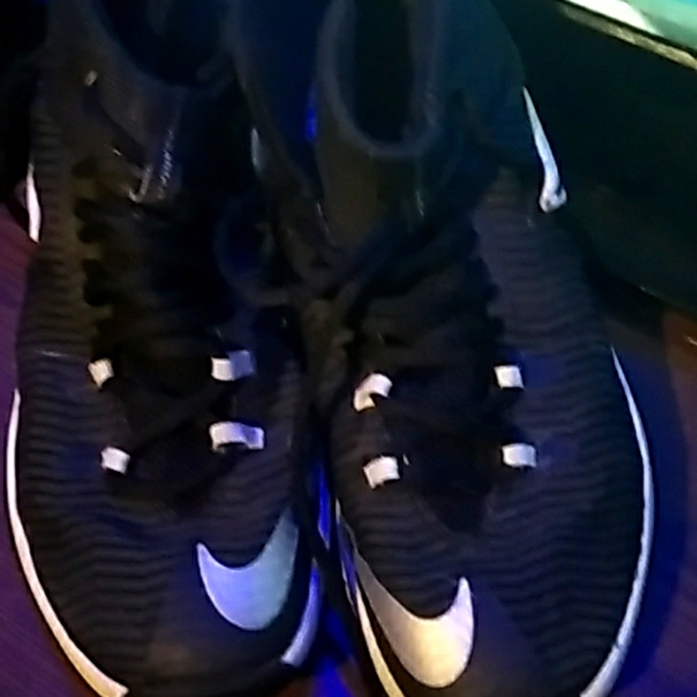 Nike shoes